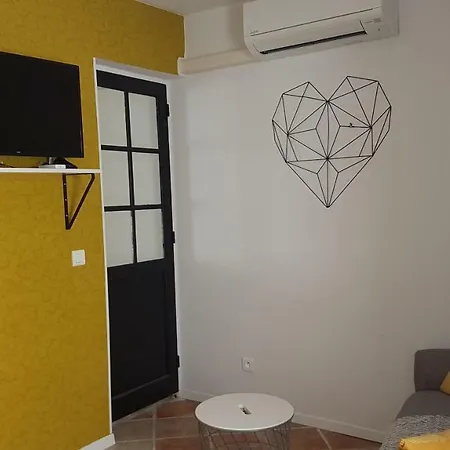 Studio Clim Wifi Centre Historique De Les Mimosas